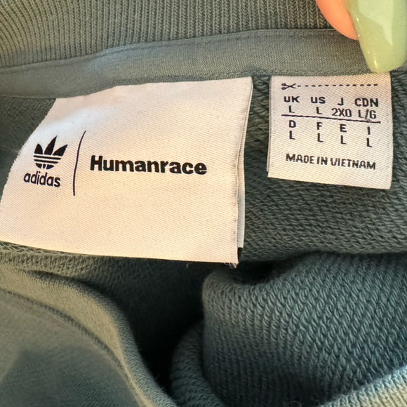 Adidas x Pharrell Williams Humanrace Crewneck Sweatshirt - Picture 3 of 3